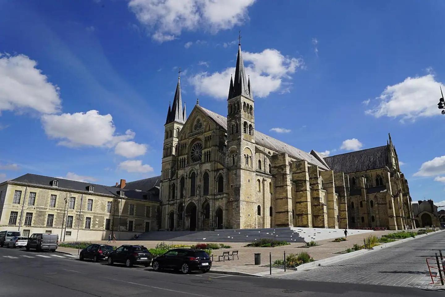 Le Clovis - Centre - Cathedrale Apartment Reims Exterior photo
